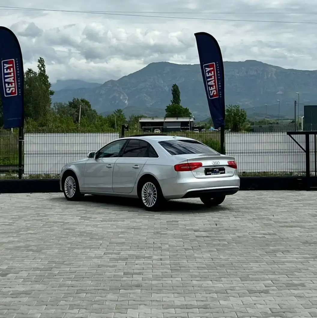 Image of AUDI A4 2013