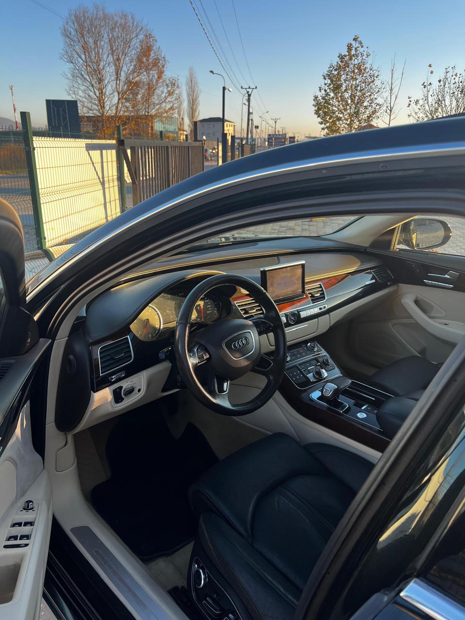 Image of Audi A8