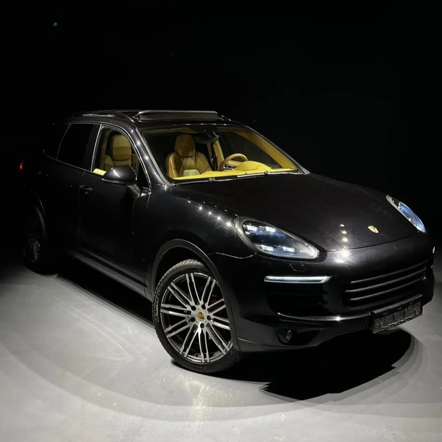 Image of PORSCHE CAYENNE 2016