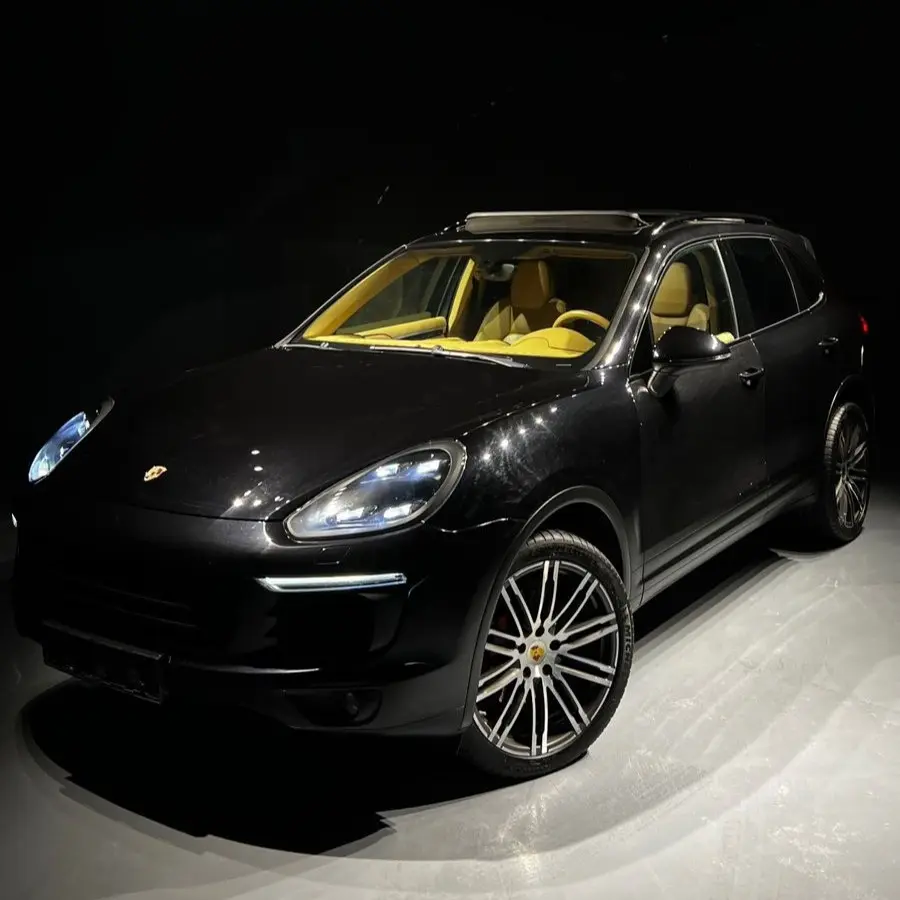 Image of PORSCHE CAYENNE 2016