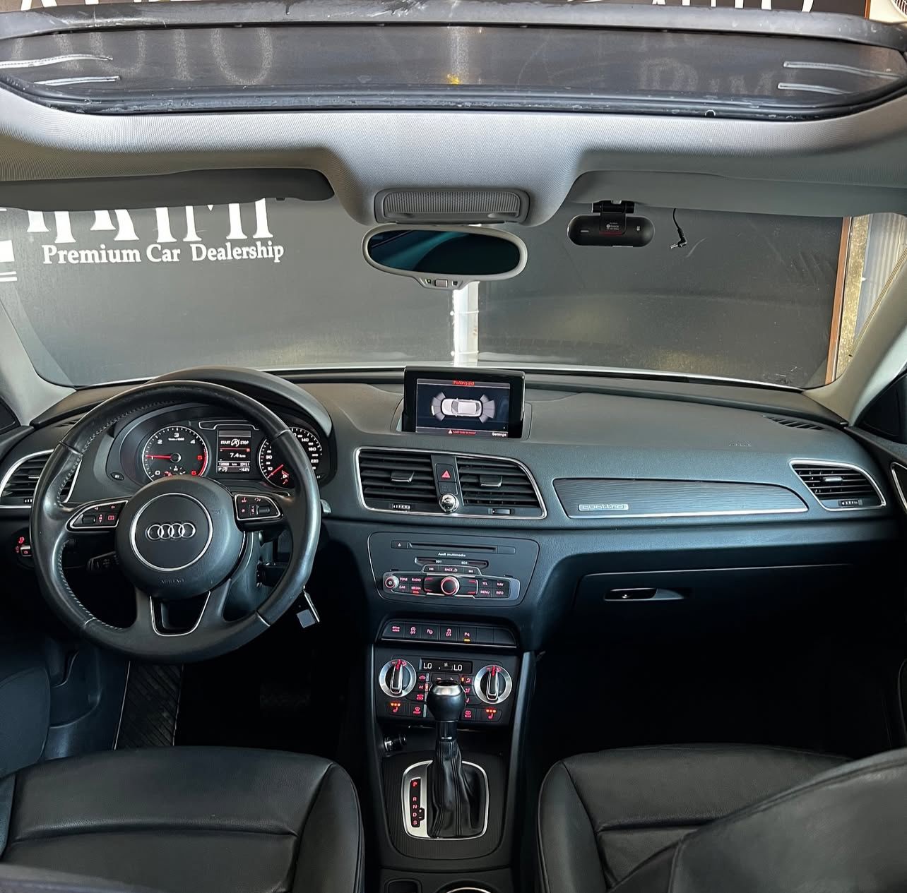 Image of AUDI Q3