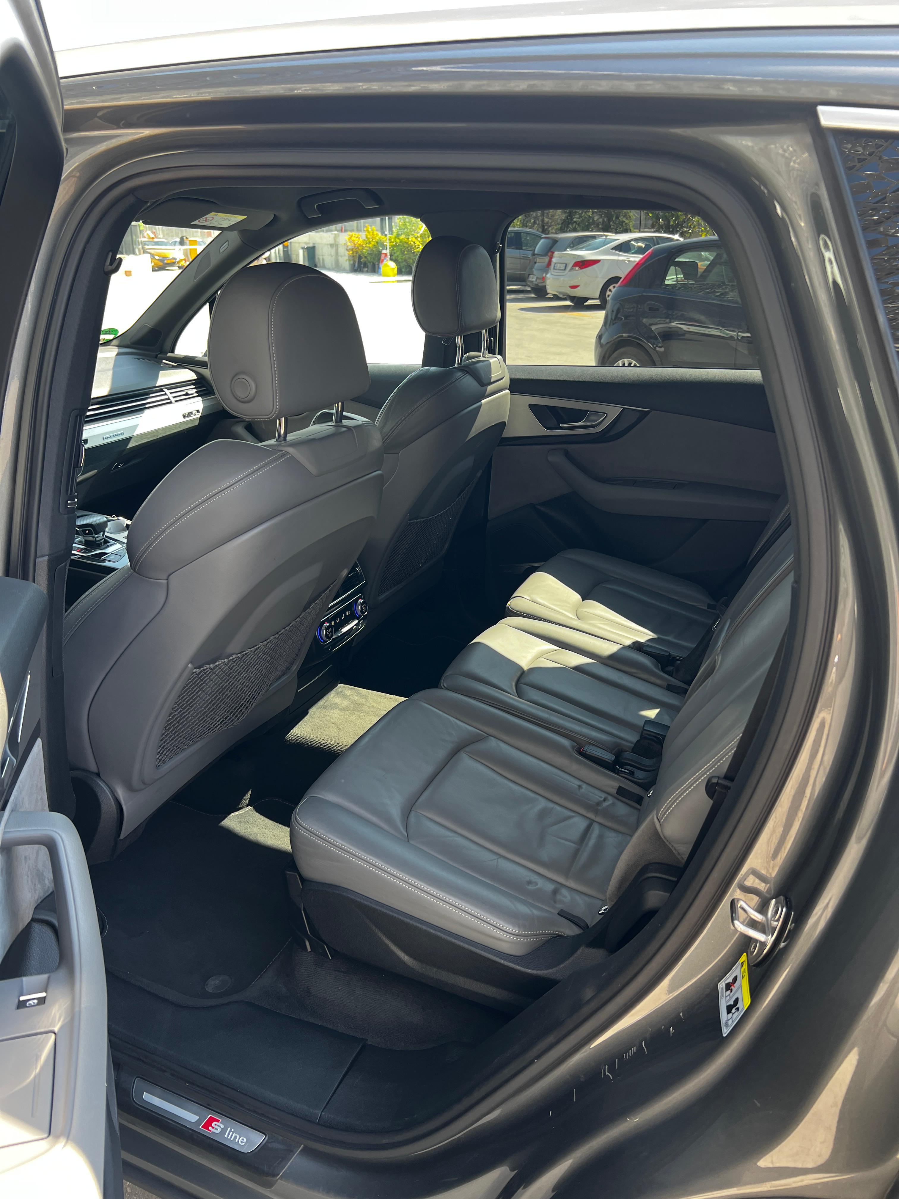 Image of AUDI Q7 2017