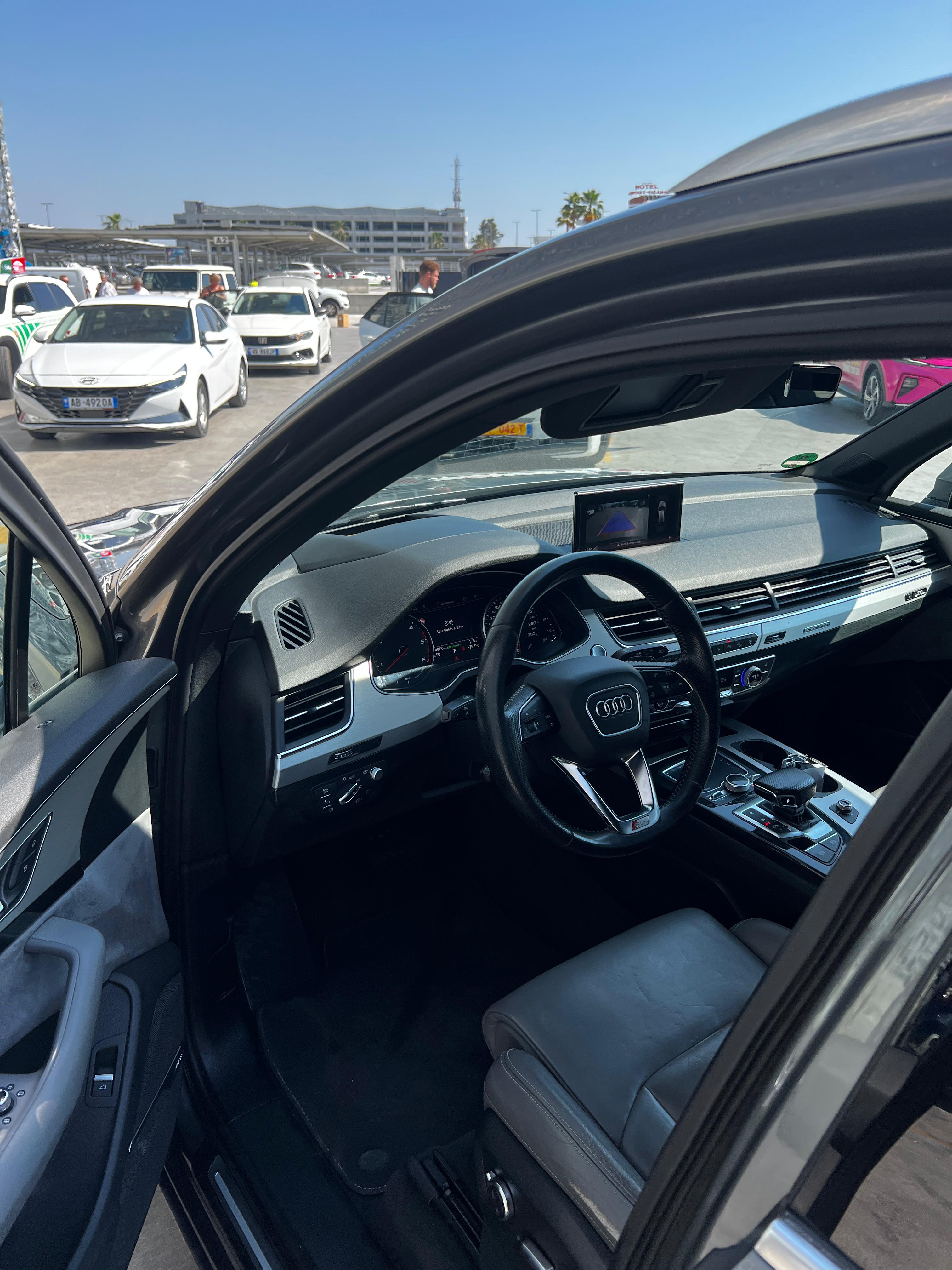 Image of AUDI Q7 2017