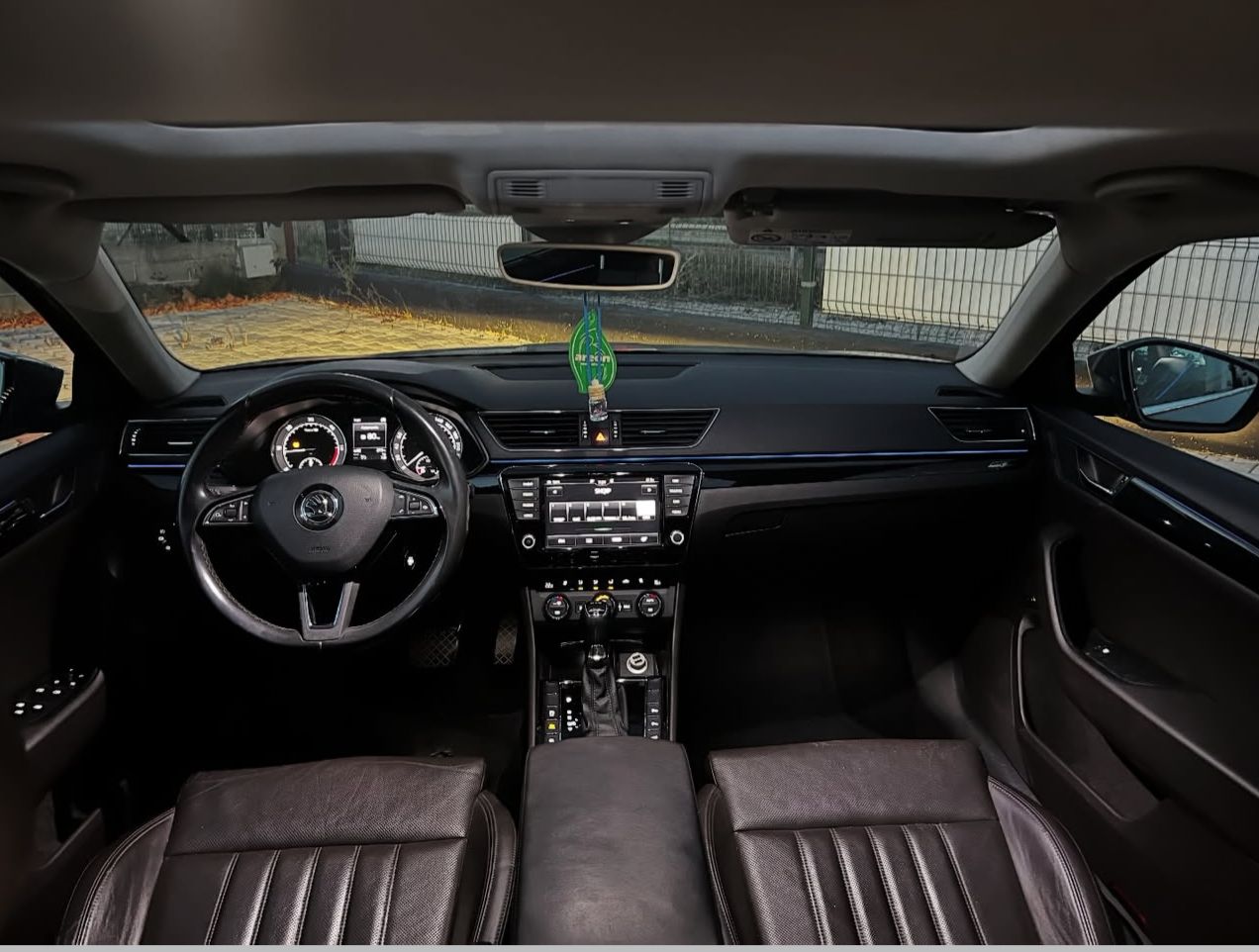 Image of SKODA SUPER-B