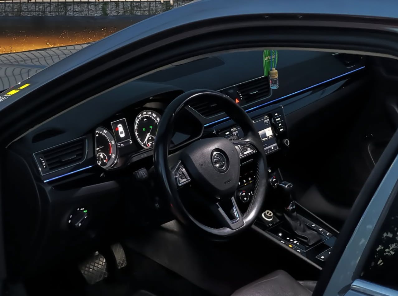 Image of SKODA SUPER-B